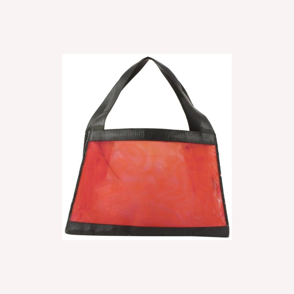 Chanel Black x Red Mesh Trapezoid Tote with Pouch 5cc1103